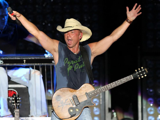 Kenny Chesney, Florida Georgia Line & Old Dominion at Arrowhead Stadium